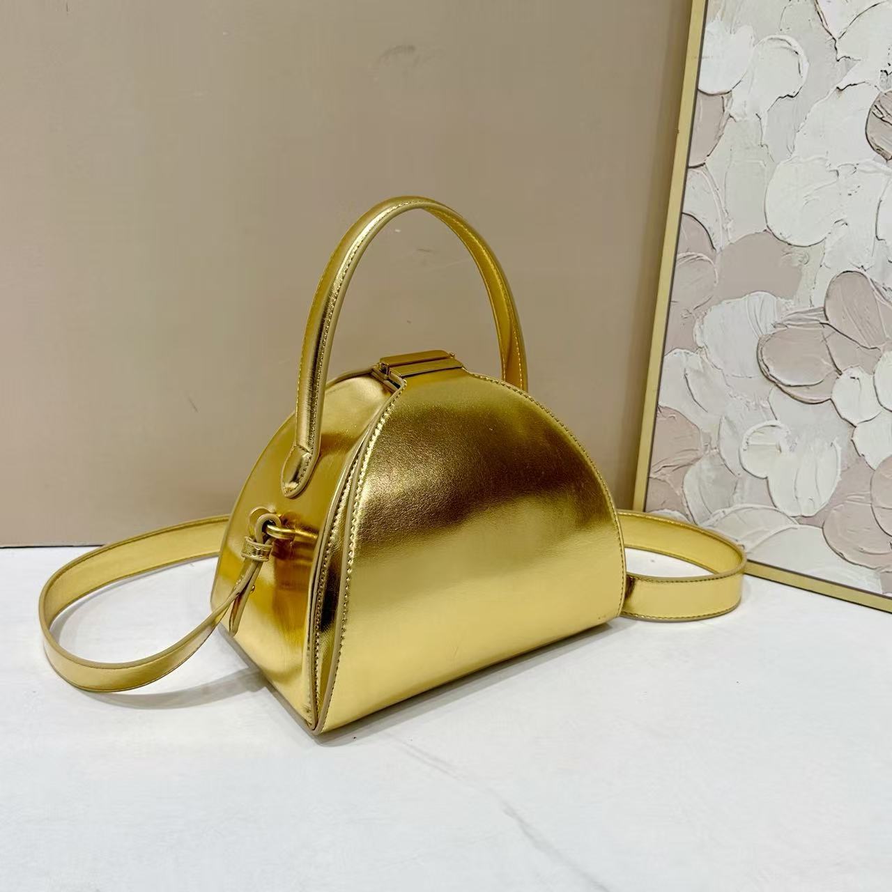 High Sense Niche Semicircle Retro Geometric Women's Clutch