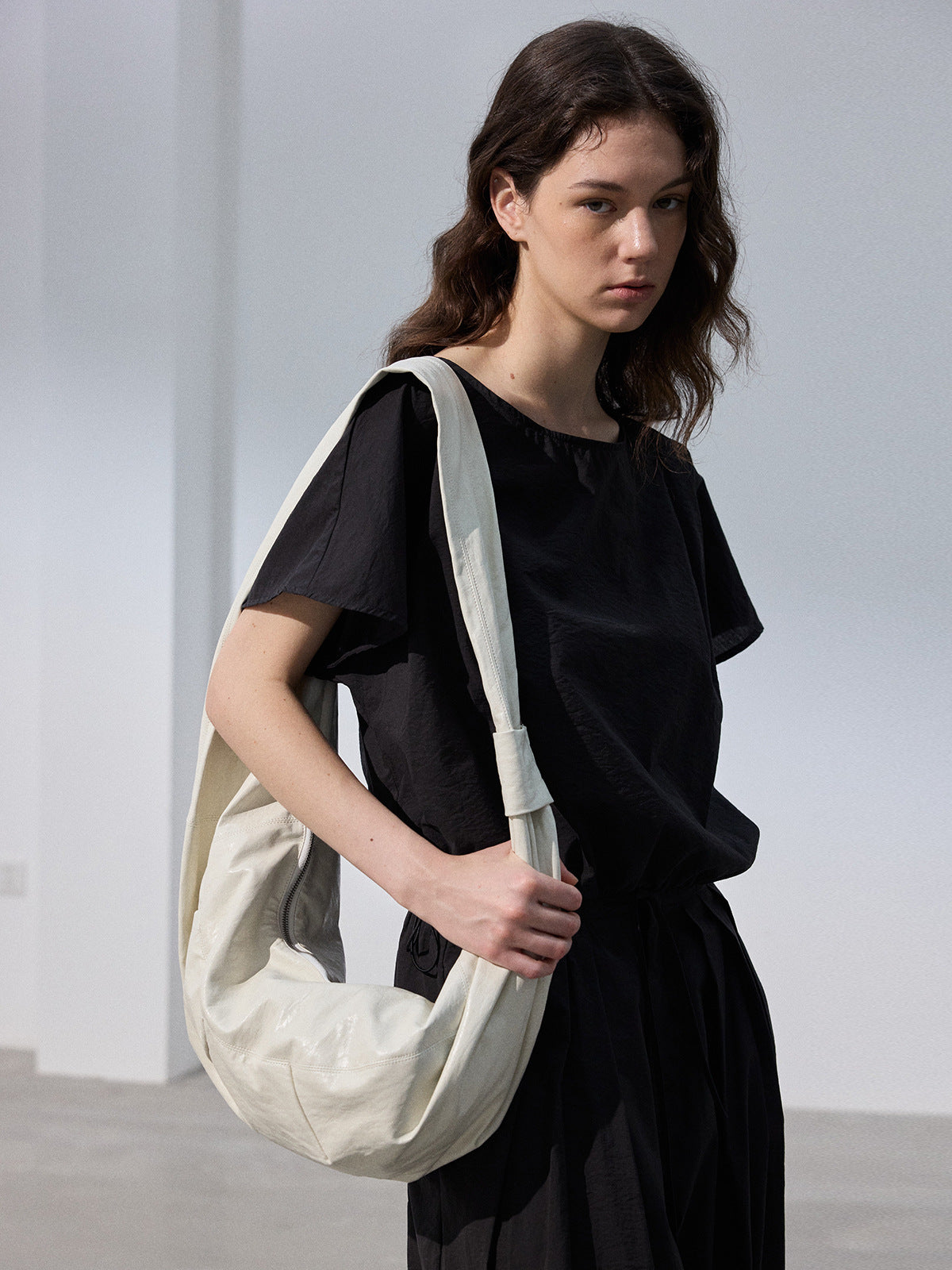 Capacity Commuter Everyday Joker Oil Wax Leather Women's Messenger Bag