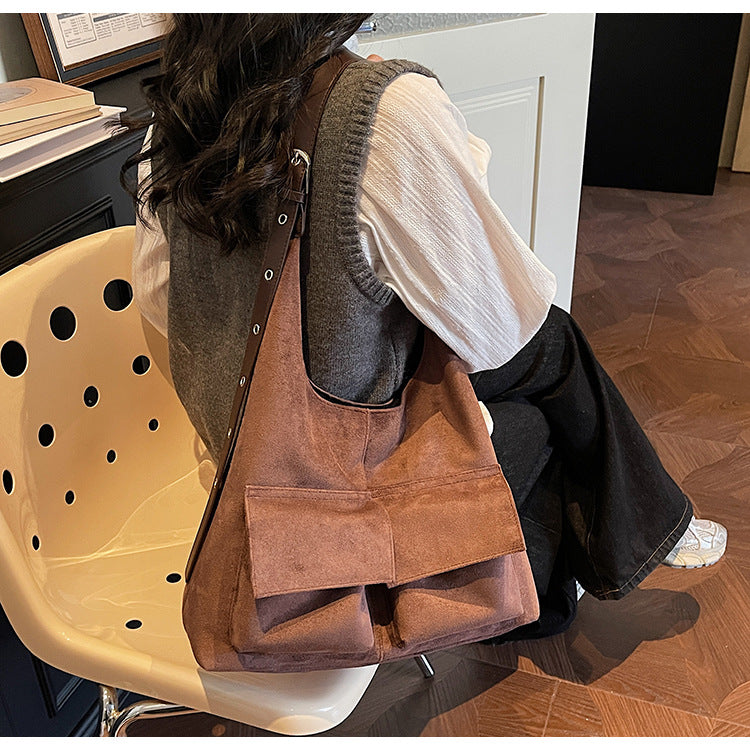 Women's Suede Underarm Versatile Retro One Large Capacity Women's Shoulder Bag