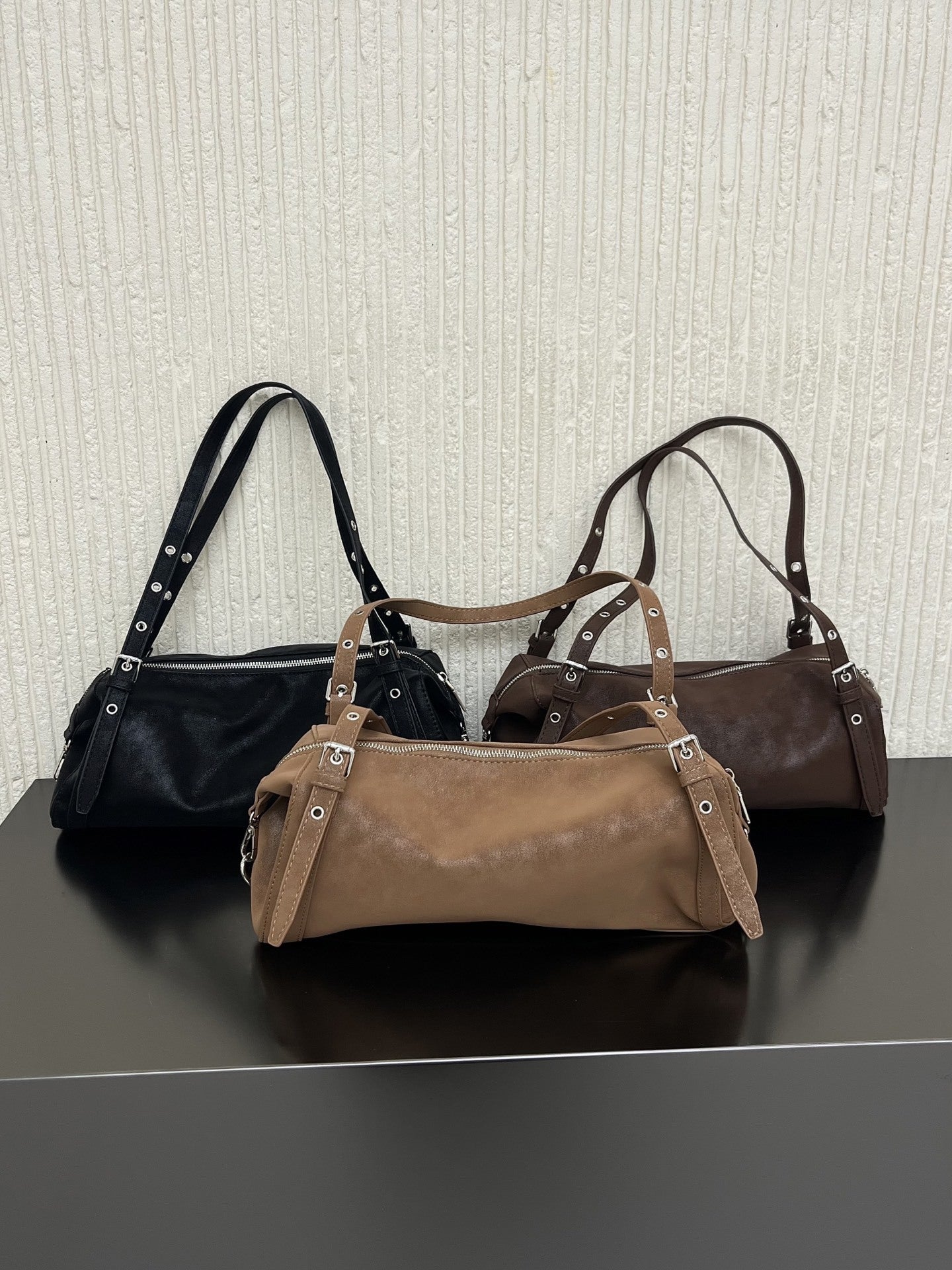 Women's Soft Leather Commuter Large Capacity Pillow Bags