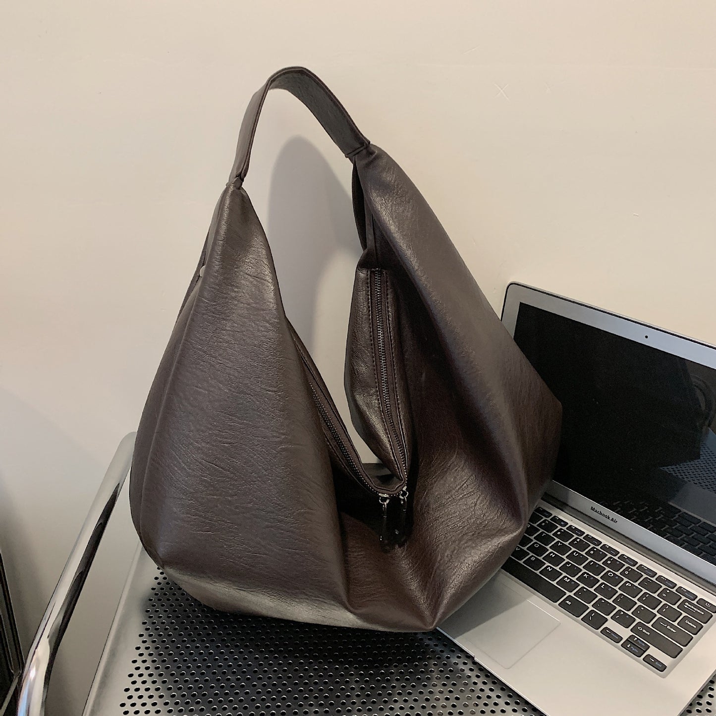 Women's Retro Dumpling Commuter Advanced Niche Trend Underarm Women's Shoulder Bag