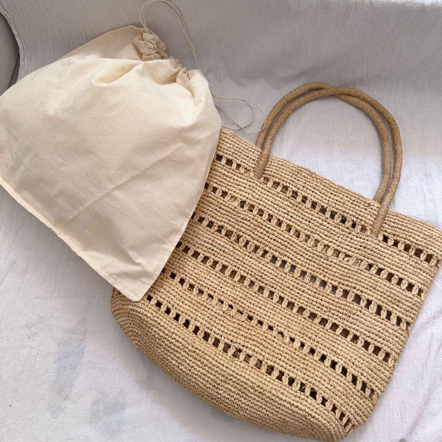 Raffia Hollow Straw Vacation Style Large Women's Handbag