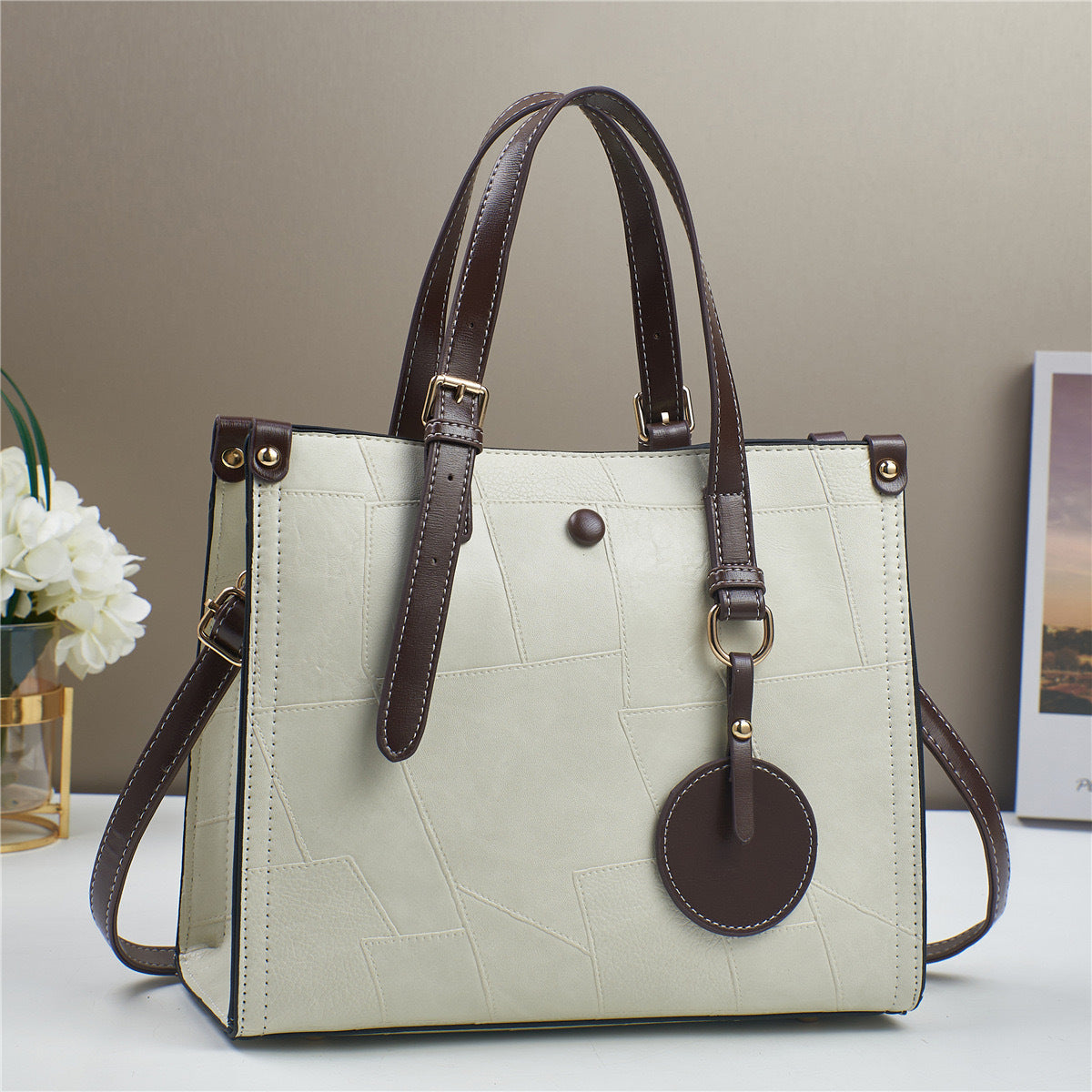 Women's Color Authentic Leather Tactile Feel Trendy Stitching Cute Women's Shoulder Bag