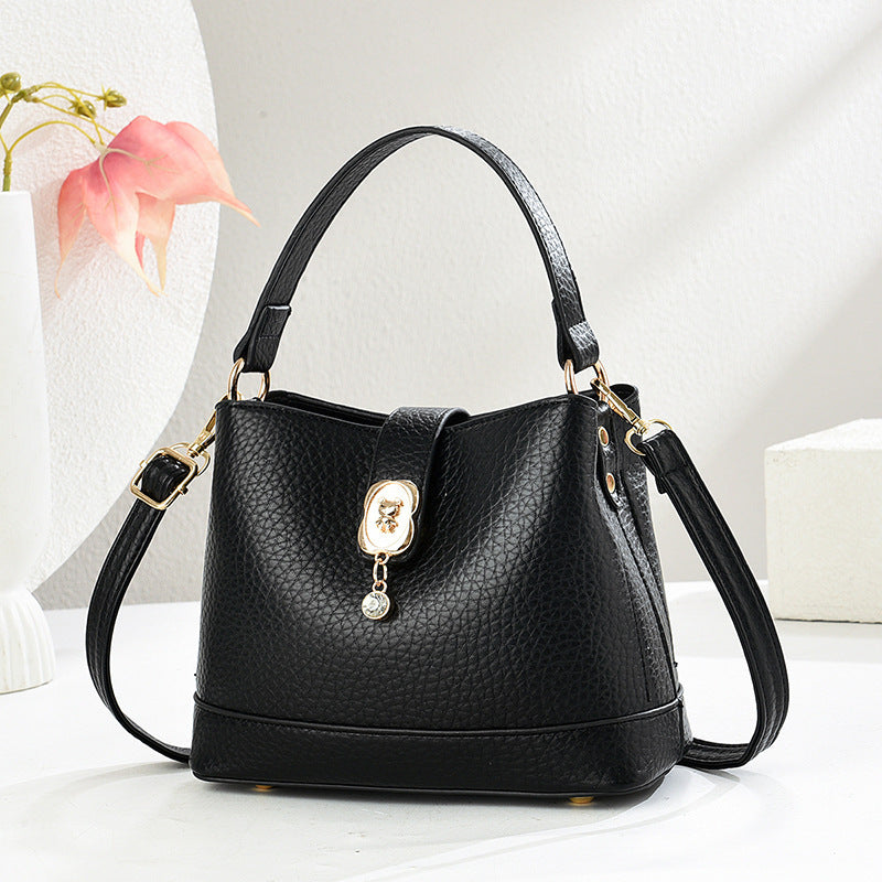 Women's Fashionable Fresh Sweet One Large Capacity Women's Shoulder Bag