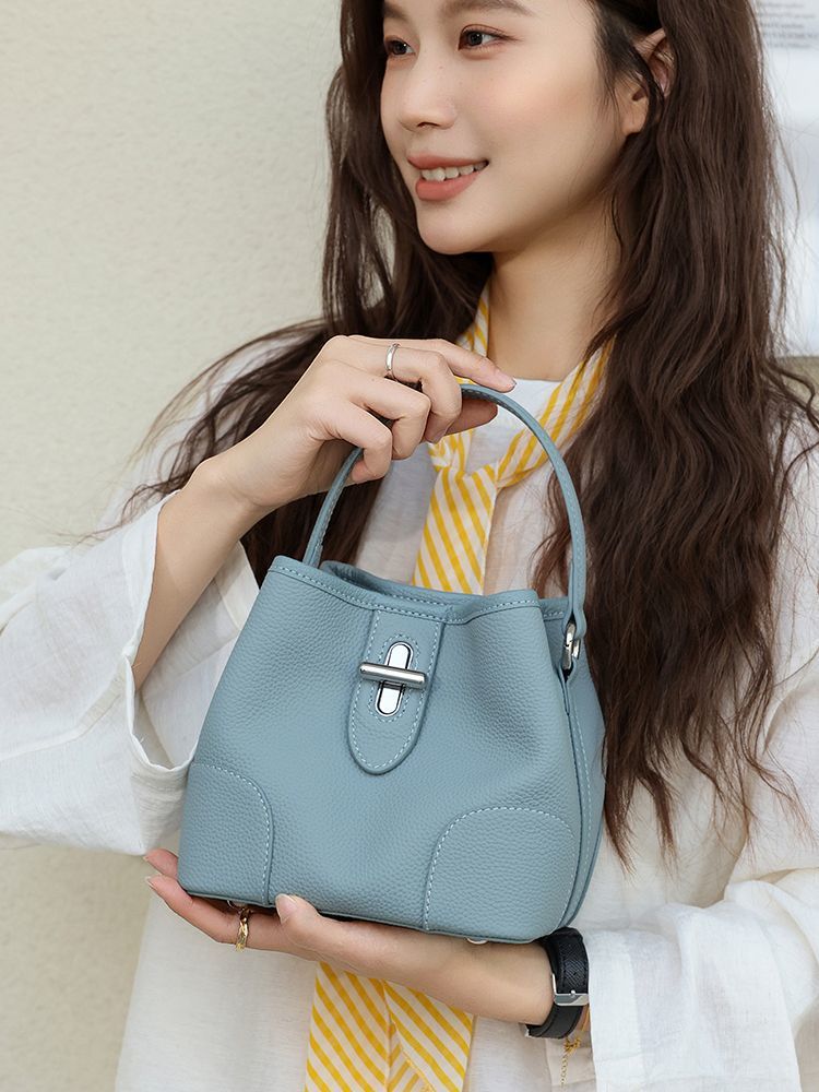 Genuine Leather Minority Large Capacity Commuter Women's Shoulder Bag