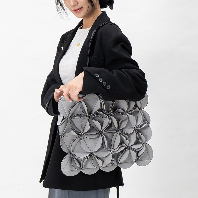 Women's Design High-grade Stitching Three-dimensional Flower Fashionable Women's Shoulder Bag
