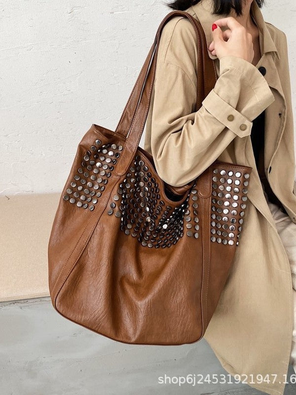 Women's Thick Rivet Large Capacity Shopping Portable Underarm Motorcycle Women's Shoulder Bag