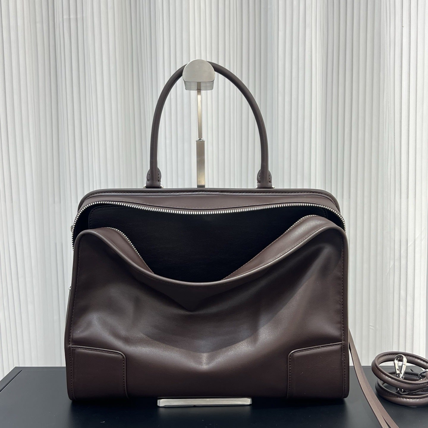 Women's Bowling Cowhide Leather Large Capacity Portable Women's Messenger Bag