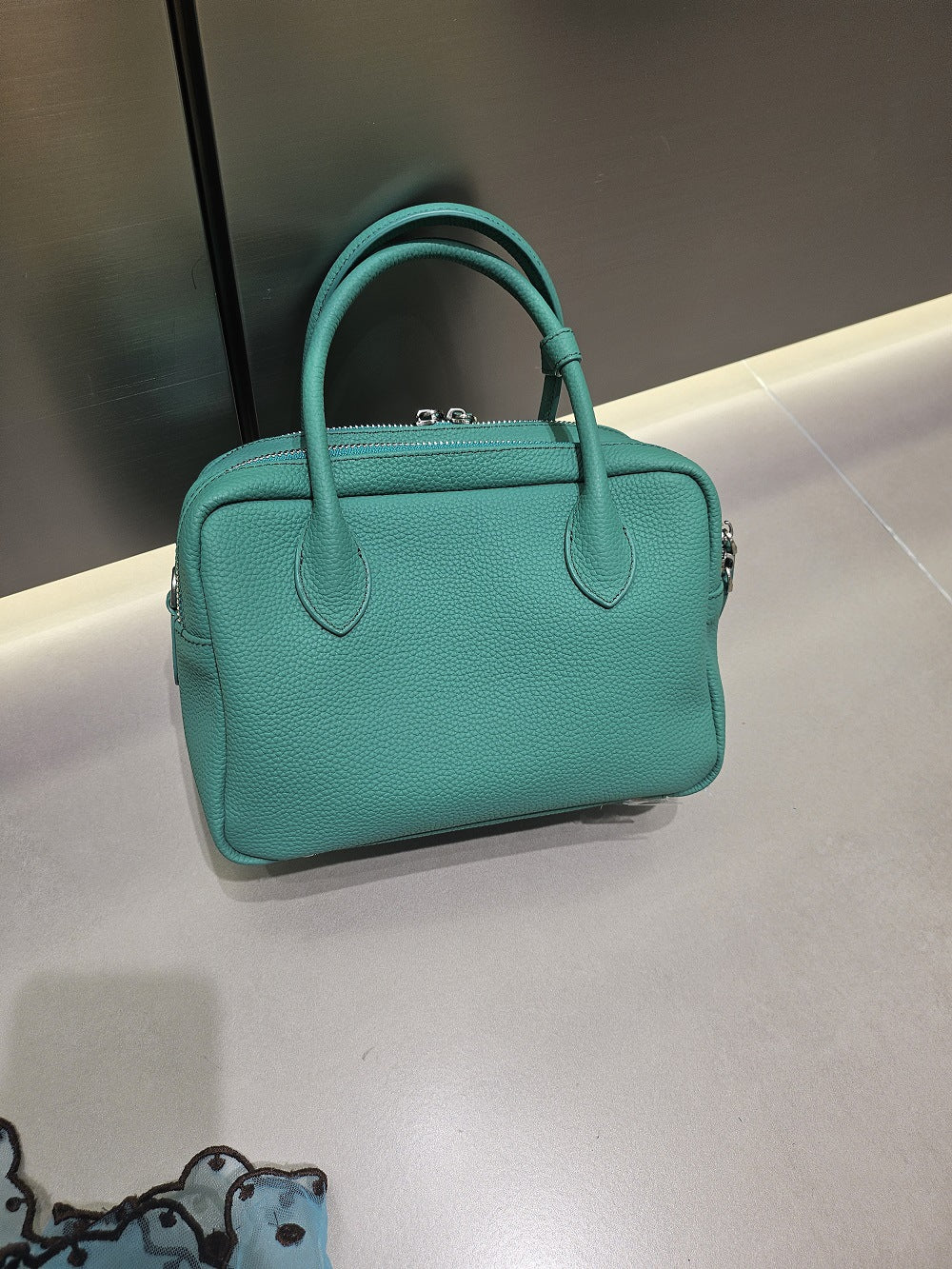 Women's Simple First Layer Cowhide Wide Strap Women's Leather Bag