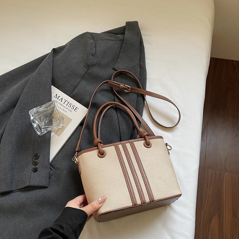Women's Western Style Underarm Fashion Commuter Texture Women's Shoulder Bag