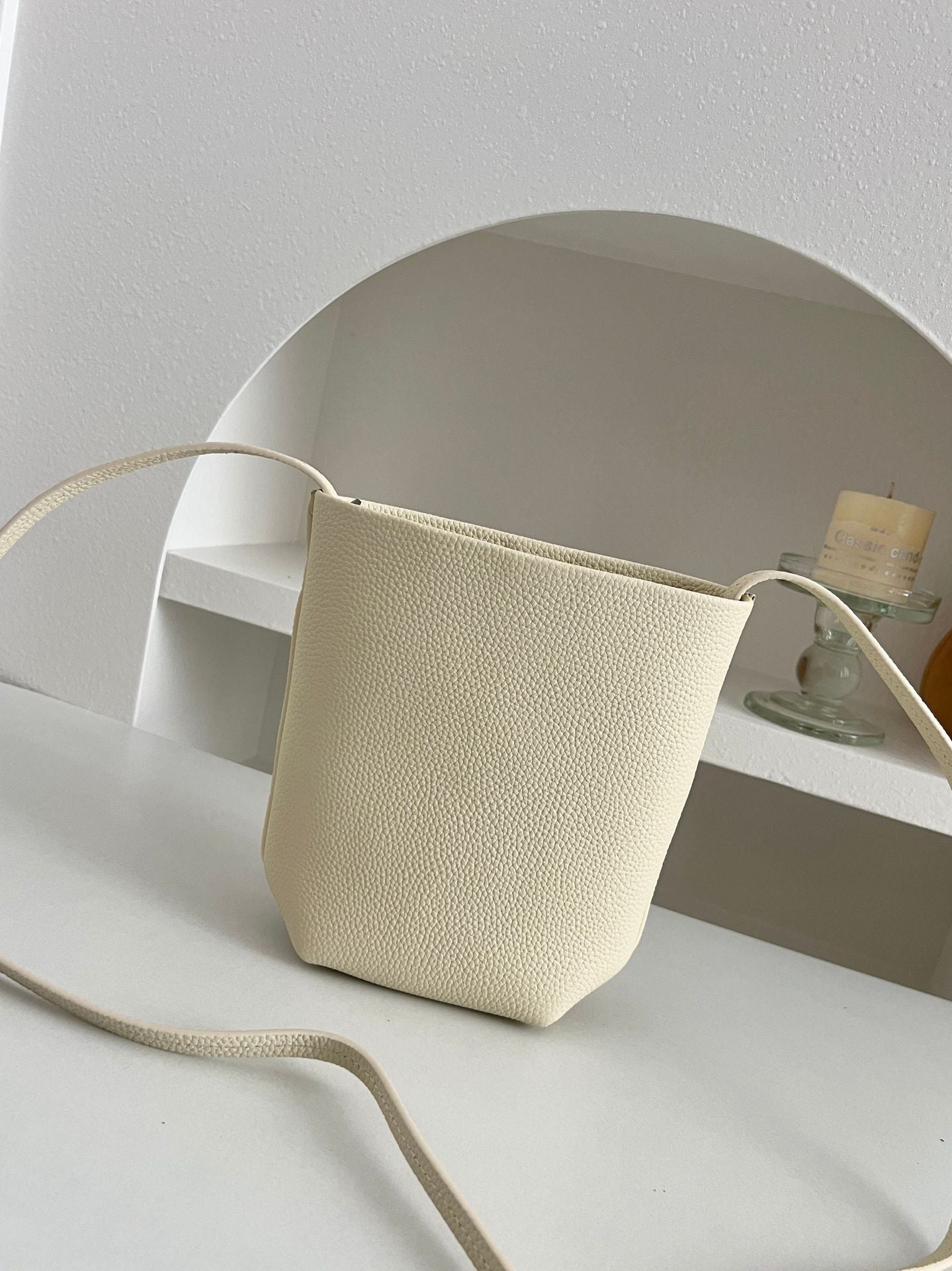 First Layer Cowhide Commuter Mini Minimalist Single Women's Messenger Bag