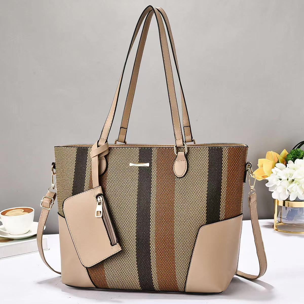 Women's Niche High-grade Large Capacity Commuting Women's Handbag