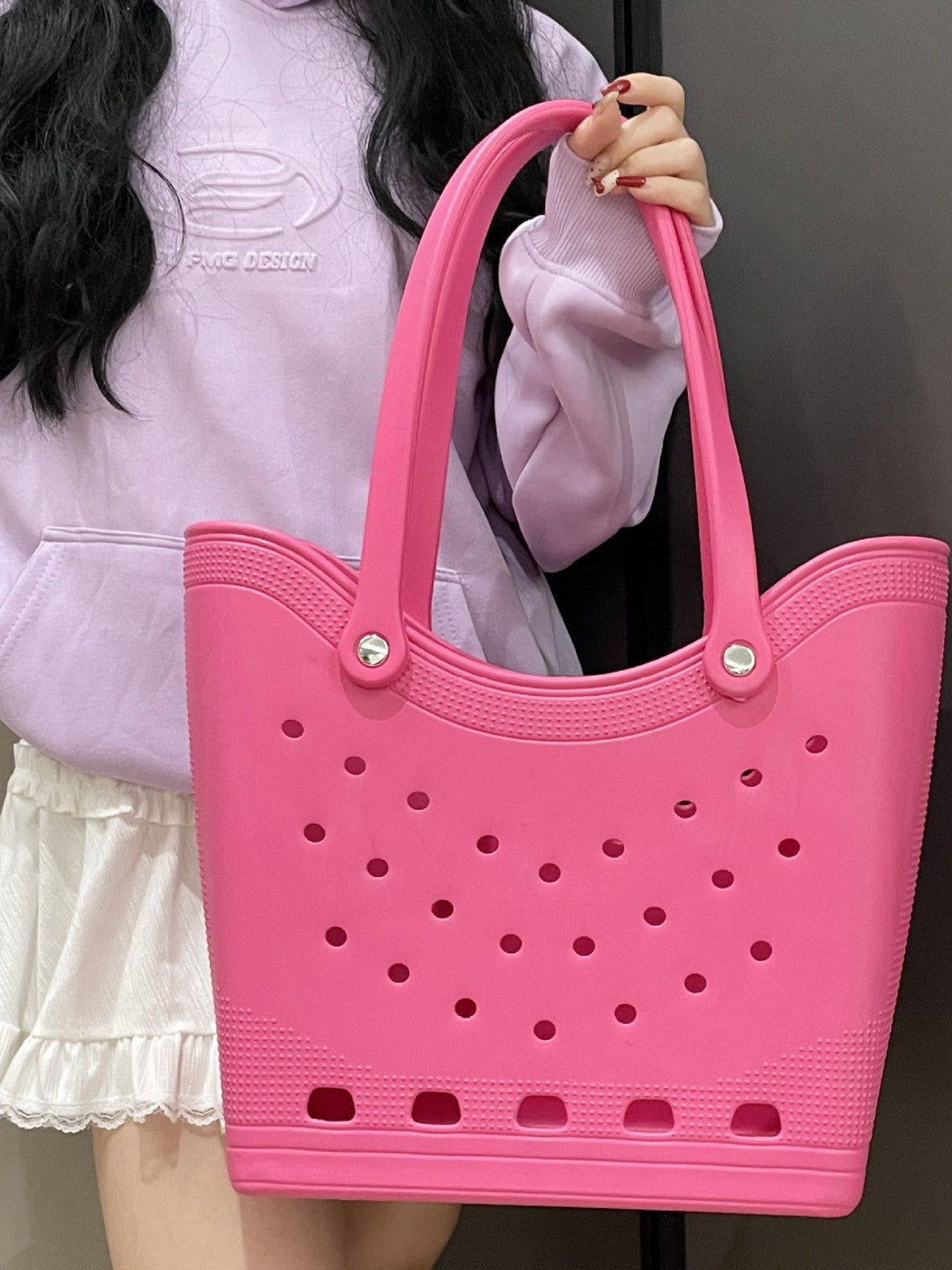 Hole Fashion Seaside Out Large Capacity Women's Handbag