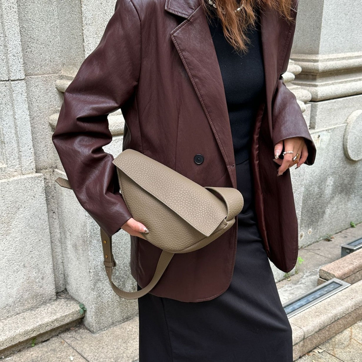 Women's Design Simple Preppy Style Advanced Dumpling Genuine Leather Winter Light Bags