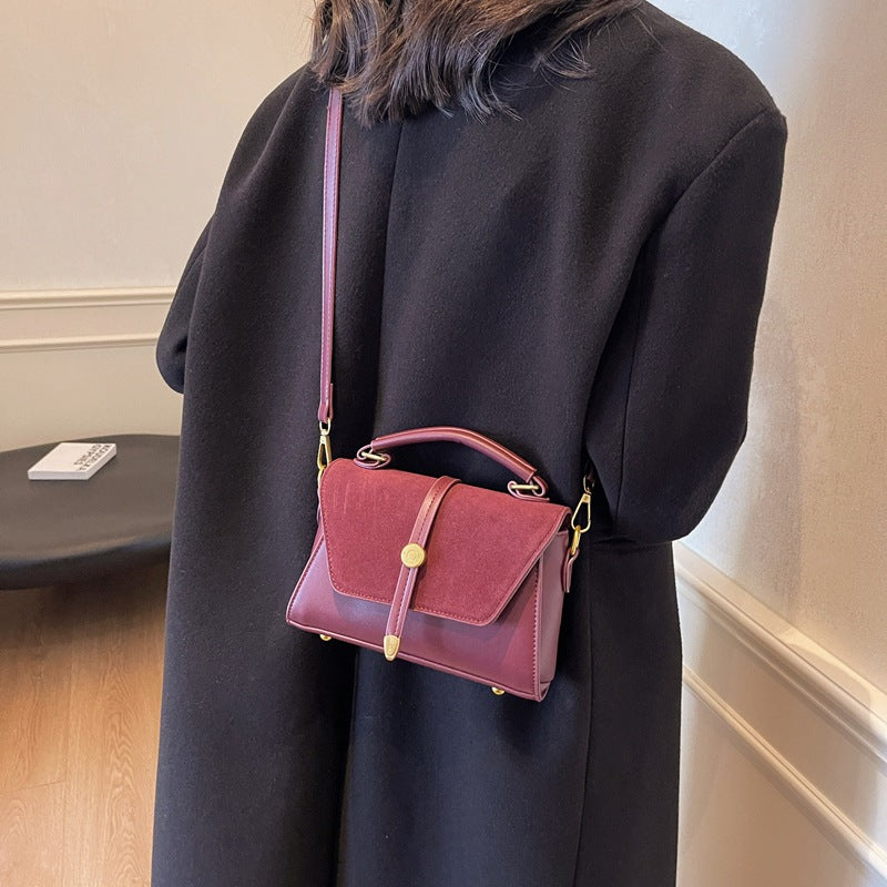 Women's Four-hand High-grade Retro Easy Matching Women's Messenger Bag