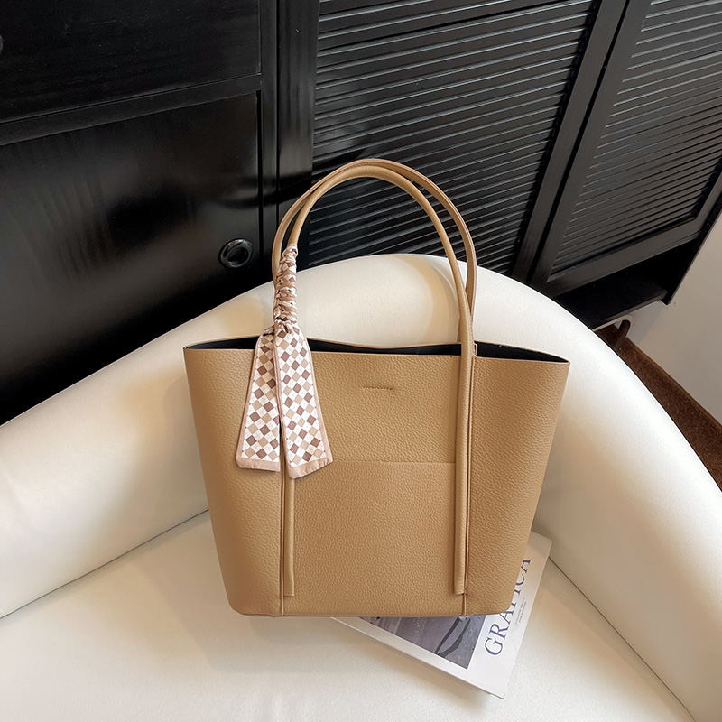 Underarm Retro Solid Color Mother Silk Scarf Women's Messenger Bag