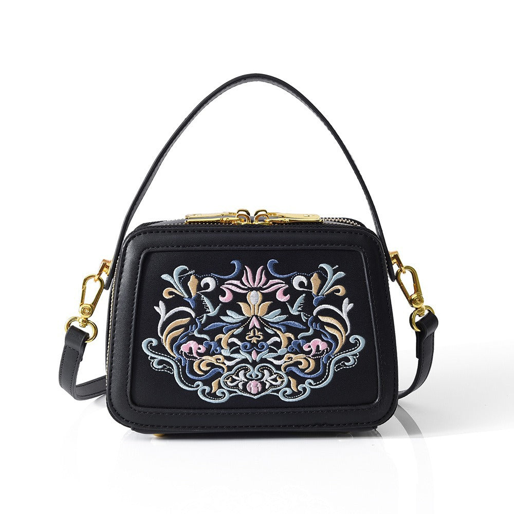 Female Chinese Style Embroidery Hand High Sense Small Square Bags