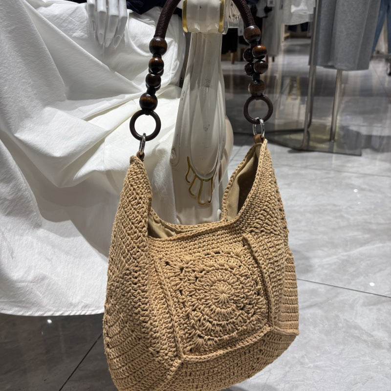 Hand-woven Large Capacity Commuter Idle Style Women's Shoulder Bag