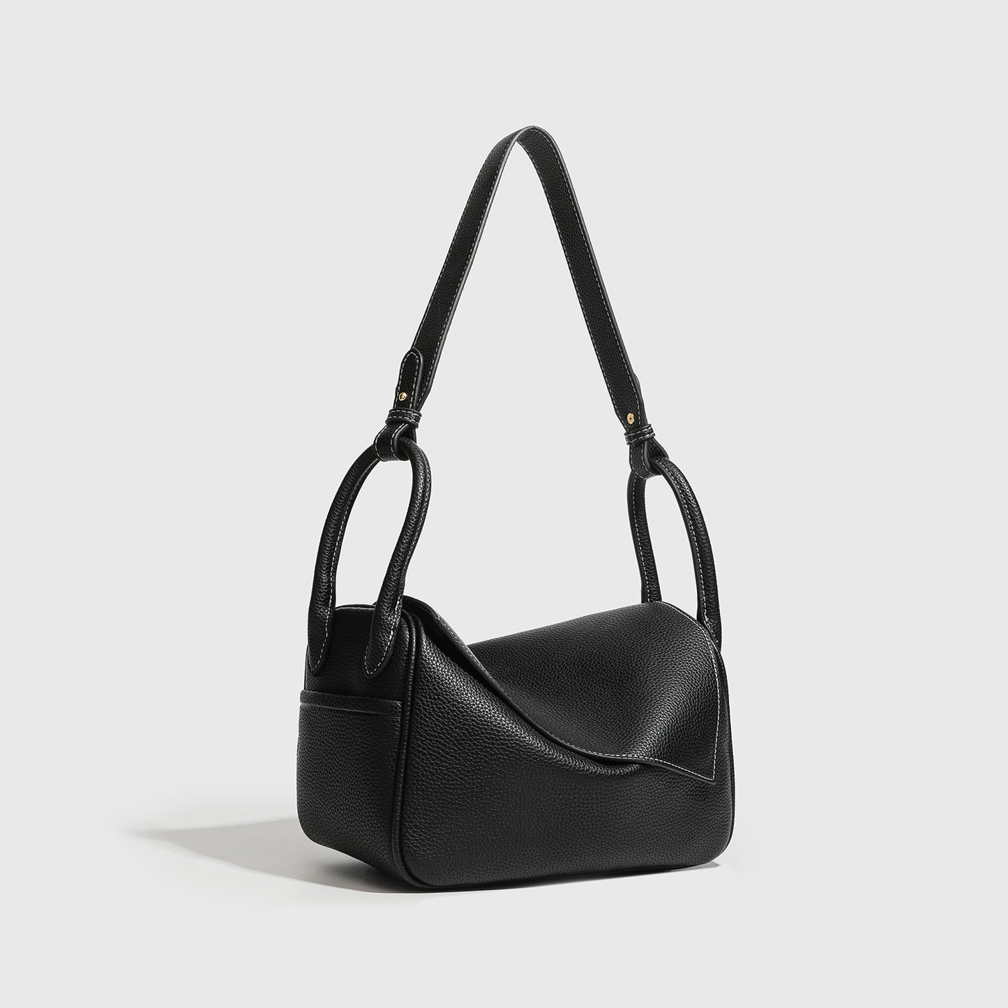 Wang Palace Selected Ingot First Layer Cowhide Pillow Commuting Women's Messenger Bag