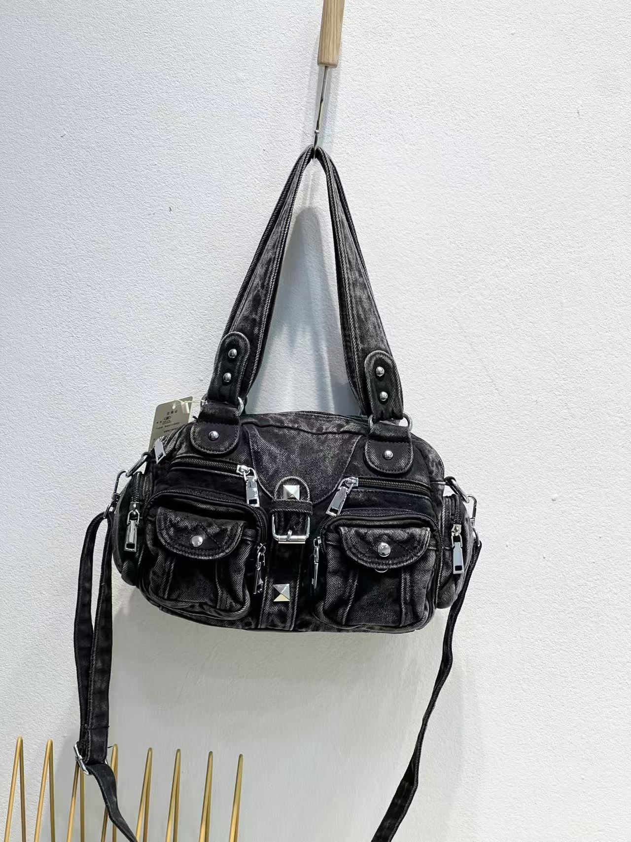 Women's Millennium Hot Underarm Niche Retro High-grade Tote Bag
