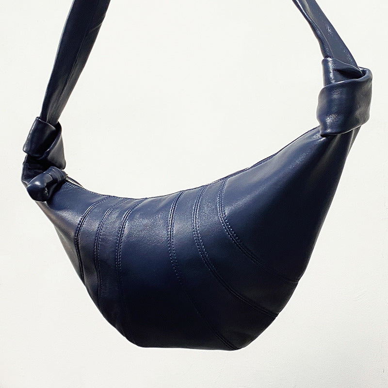 Layer Sheepskin Leather Claw Dumpling Croissant Can Women's Messenger Bag