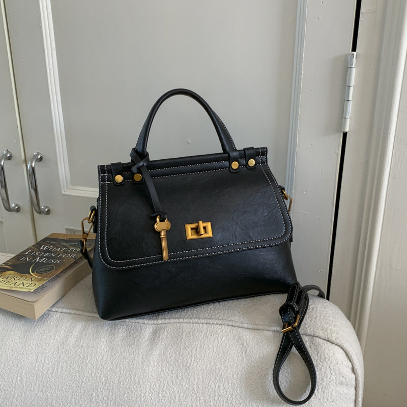 Women's Large Capacity Matte Fashion Vintage Leather Women's Shoulder Bag