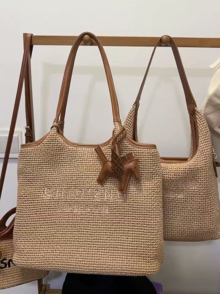 Women's Spring Break Woven Large Capacity Women's Messenger Bag