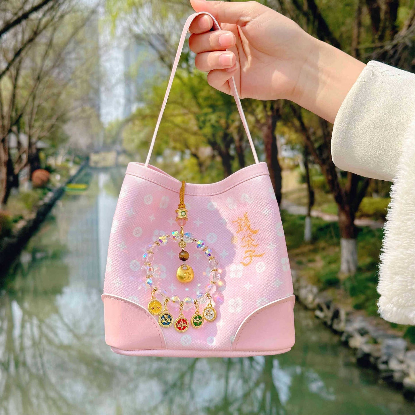Trouble March Limited Cherry Blossom Powder Rich Flower Portable Lady Small Square Bags
