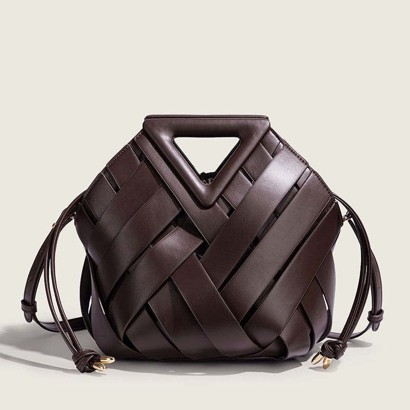 Women's Fashion Woven Hollowed Vegetable Basket Triangle Portable Women's Messenger Bag