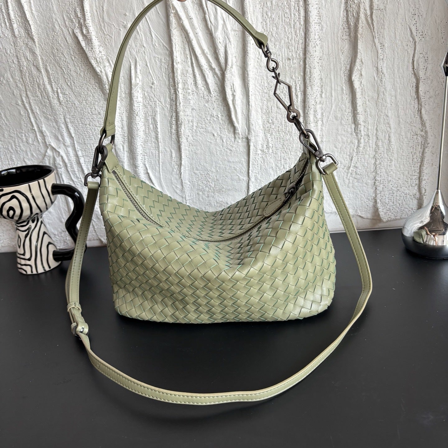Women's Leather Weave Lunch Box Portable Underarm Dog Walking Large Bags