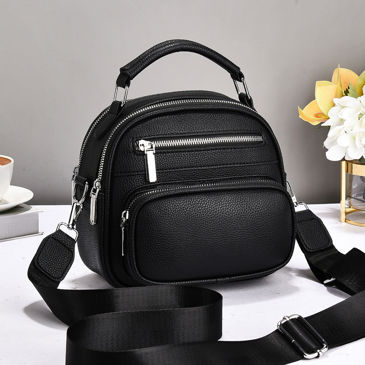 Women's Large Capacity Fashion Trendy Commute Bags