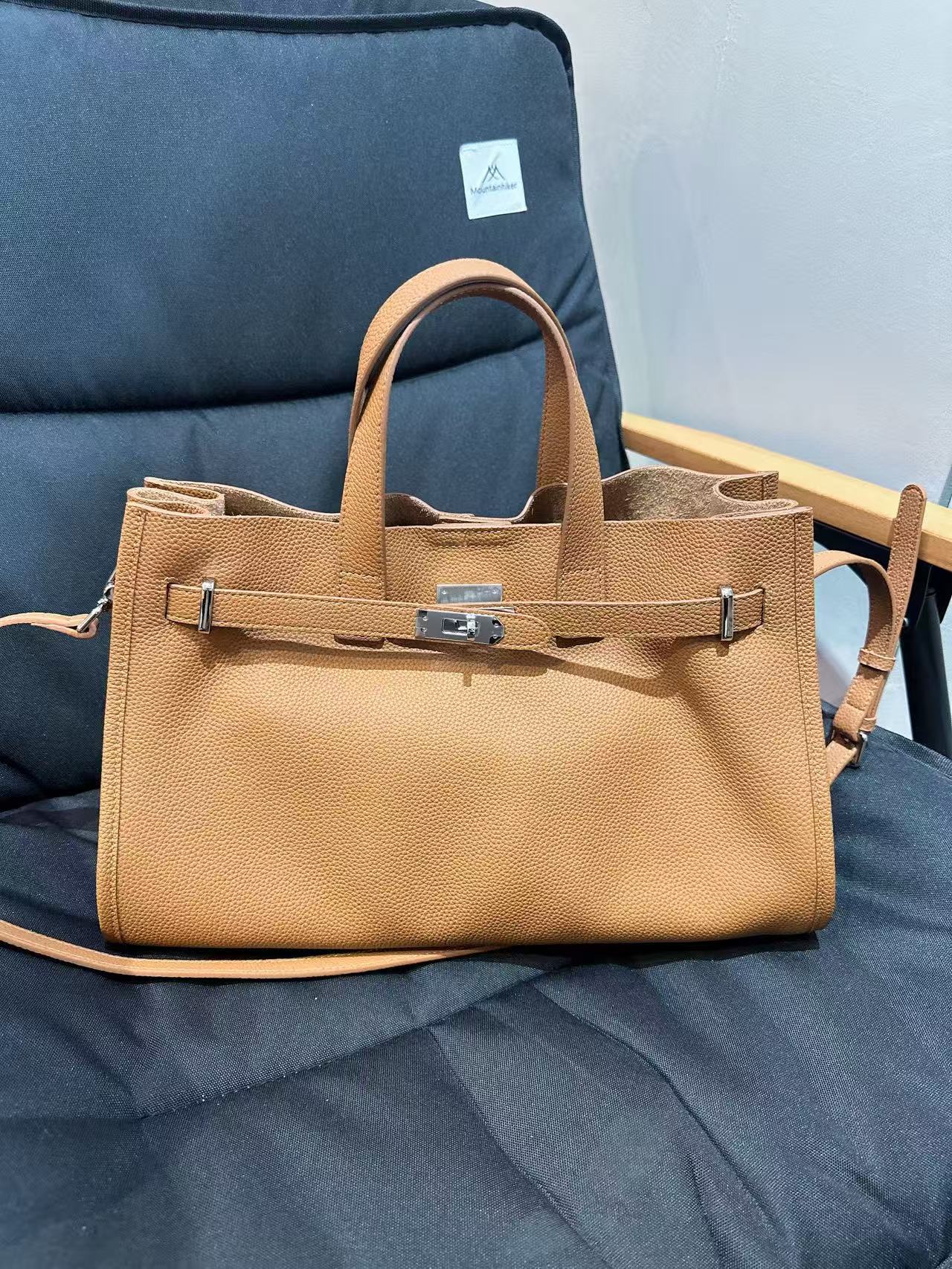 Women's Cowhide Leather Kelly Large Capacity Bags