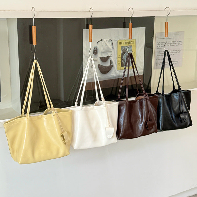 Women's Popular Retro Large Capacity Underarm Mummy Idle Tote Bag