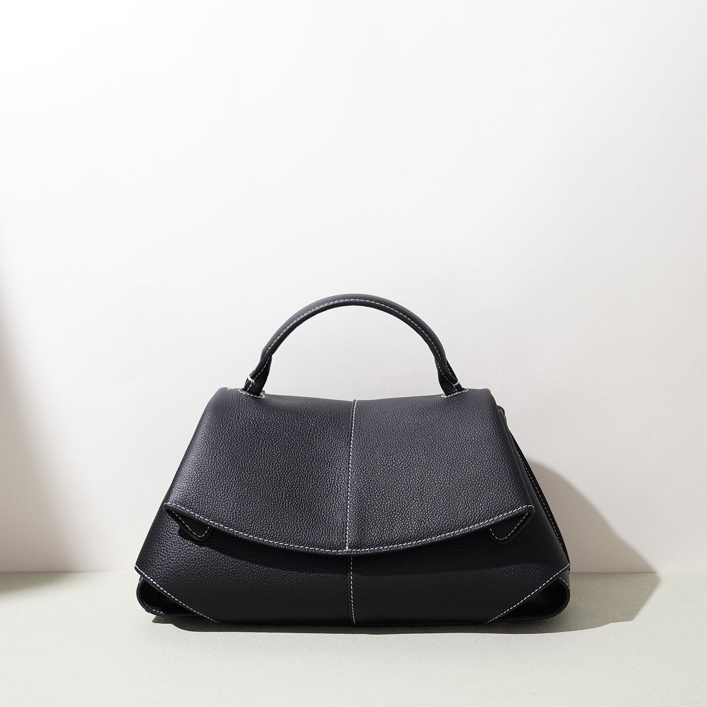 Niche Temperament Commuter Chaise Genuine Leather Large Premium Handbags