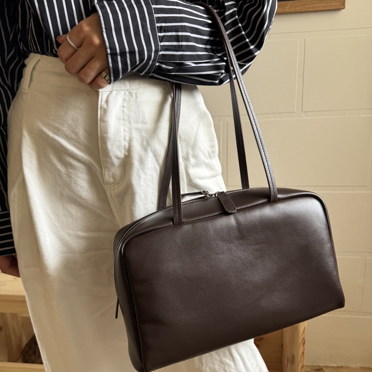 Simple Style Large Capacity Portable Bowling Sheepskin Women's Shoulder Bag