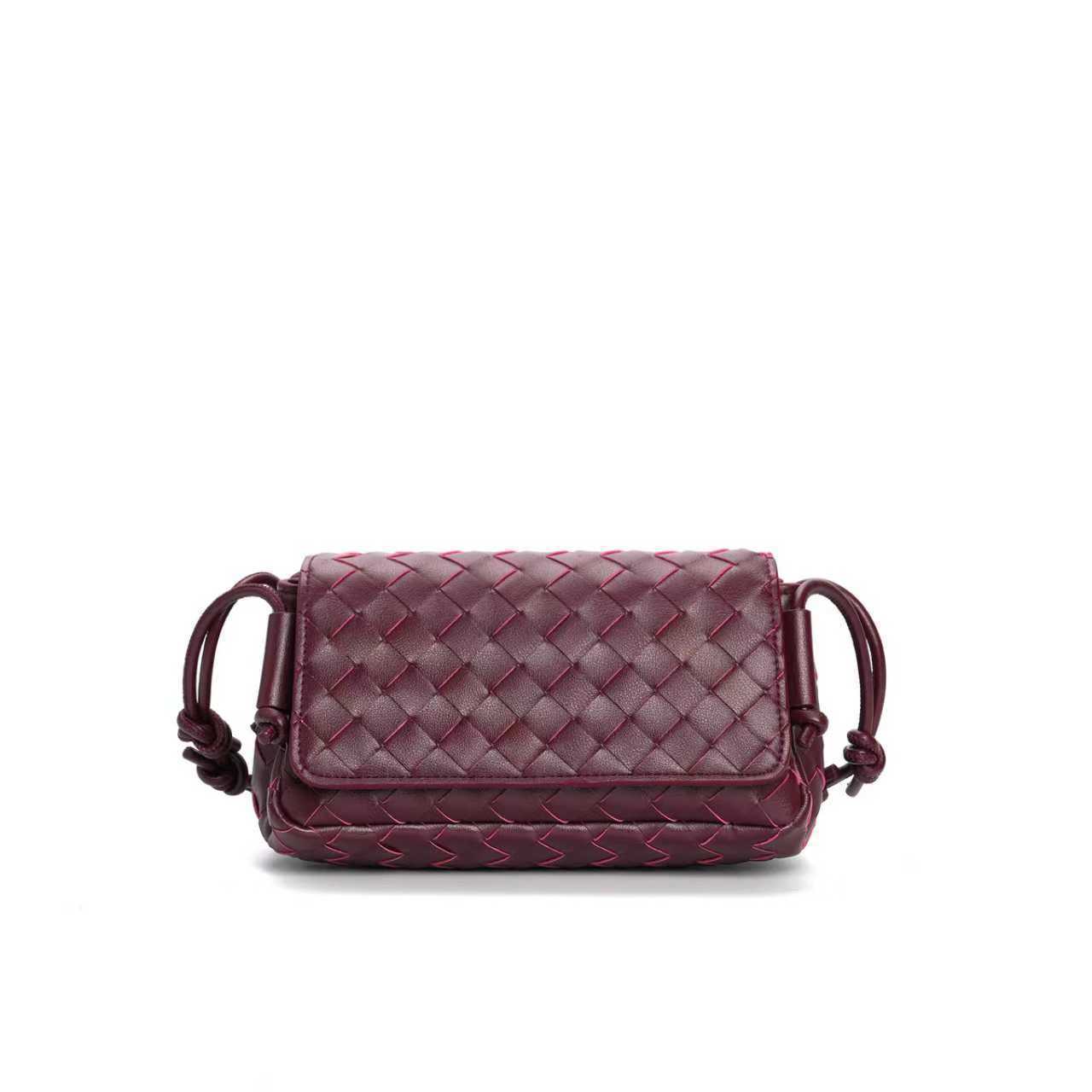 Women's Hand-woven Cowhide Versatile Fashion Mobile Women's Handbag