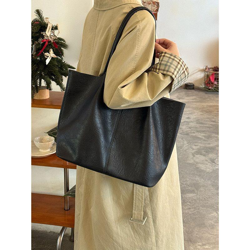 Women's Korean Style High-grade Soft Leather Simple Commute Tote Bag