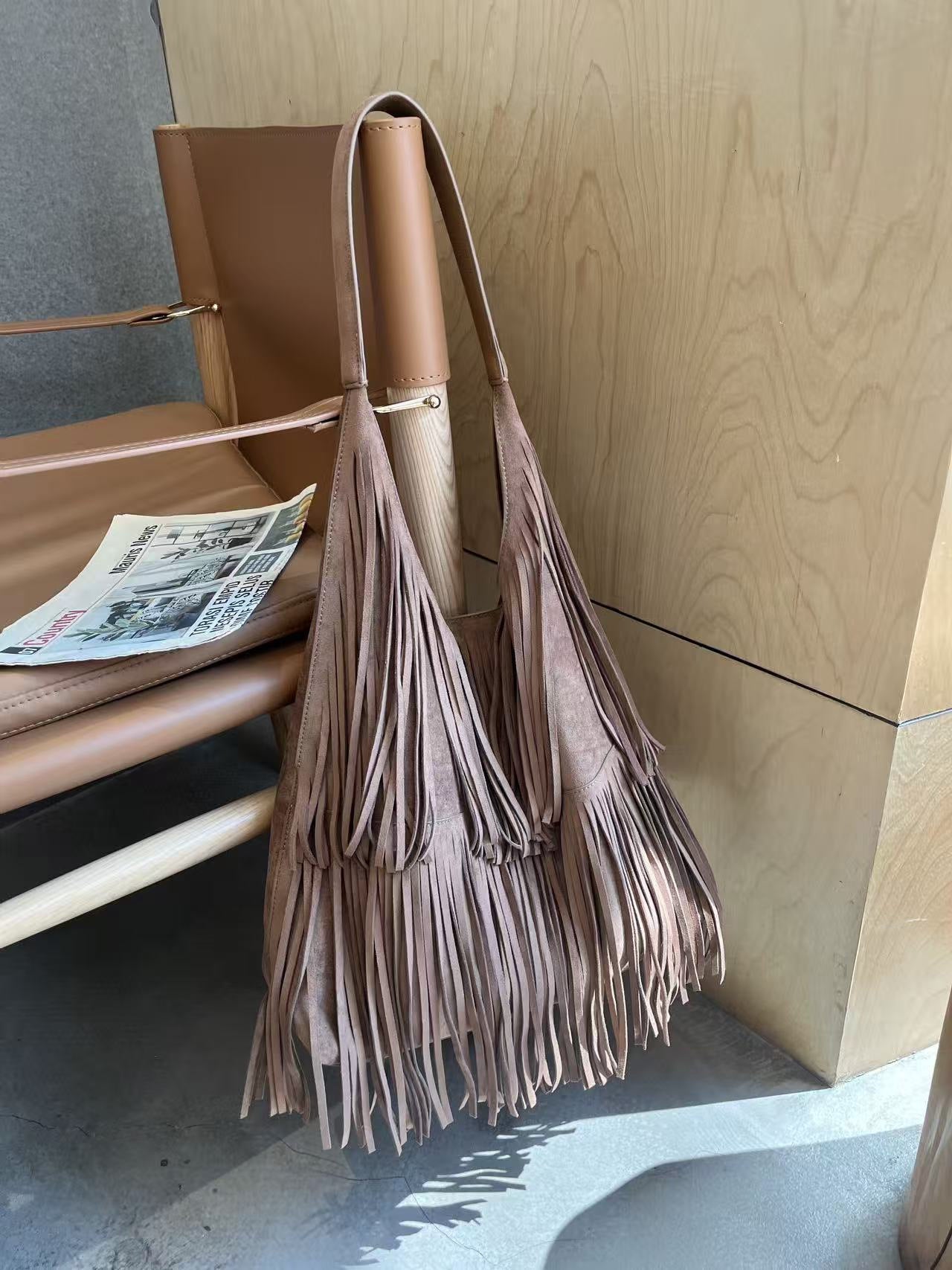 Women's Style Vintage Cowhide Tassel Niche Underarm Suede Bags
