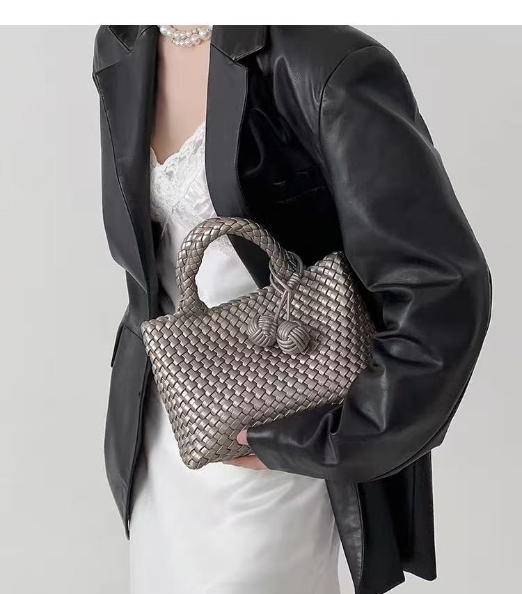 Women's Handmade Soft Leather Woven Unique Design Fashionable Women's Handbag