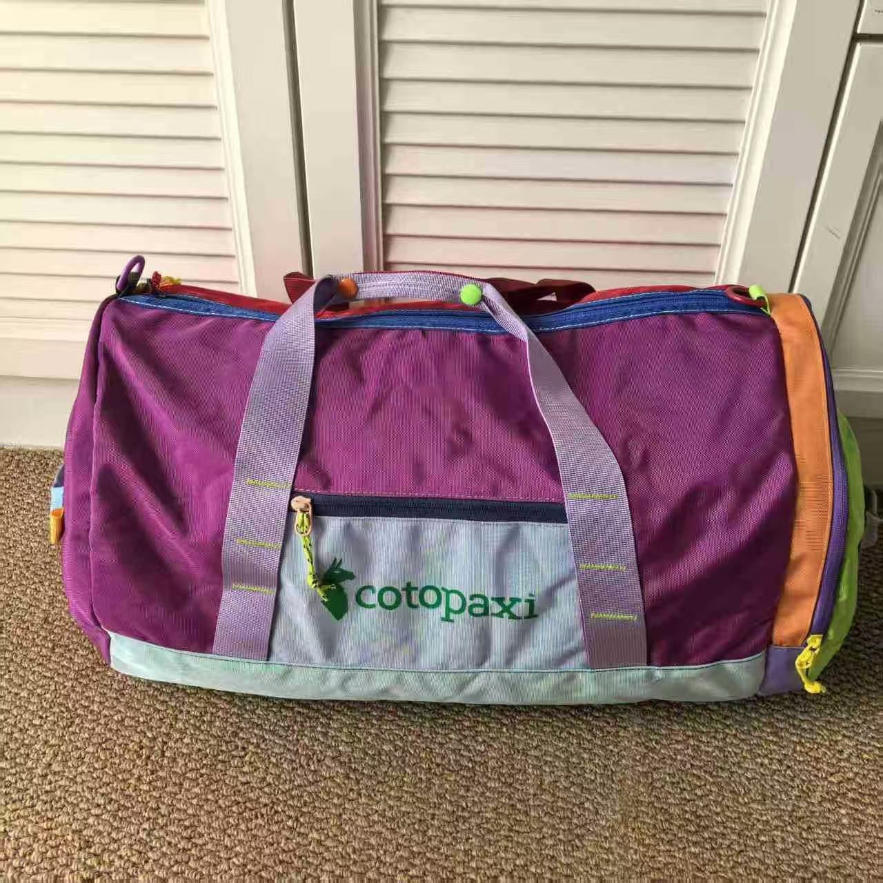American Alpaca Dopamine Large Capacity Versatile Workout Women's Handbag