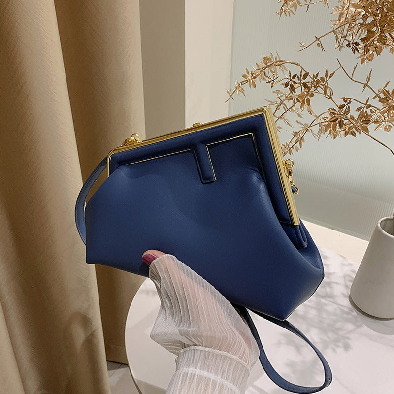 Cloud Texture Fashion Solid Color Clip Simple Bags