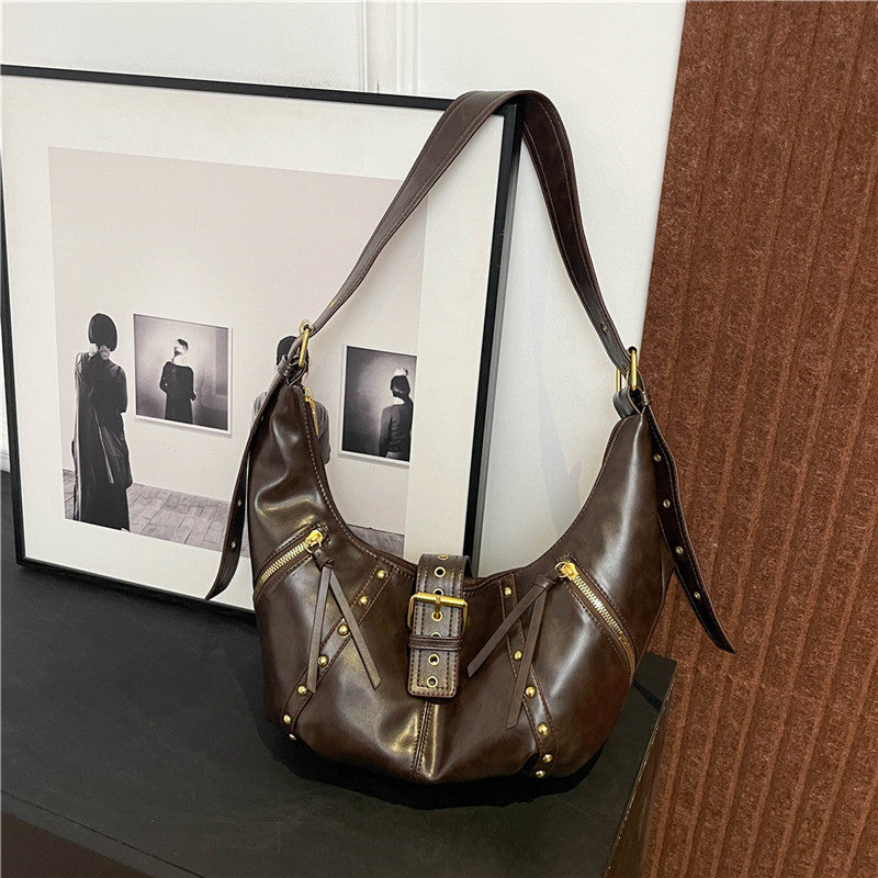 Women's Large Capacity Versatile Rivet Fashion Today Popular Bags