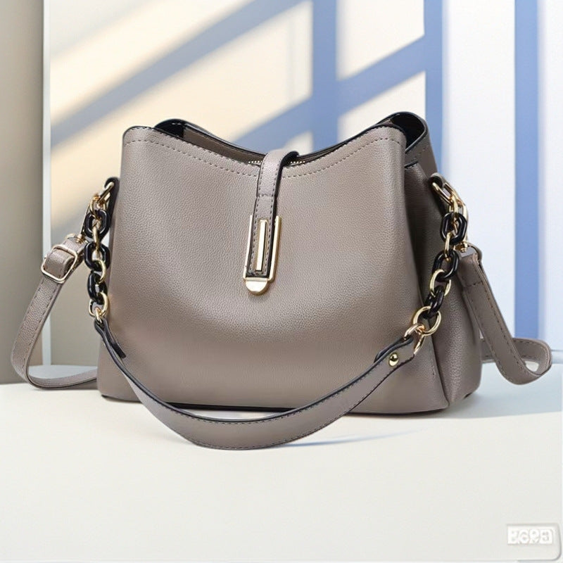 Women's Design Simple Temperament Trendy Fashion Good-looking Women's Messenger Bag
