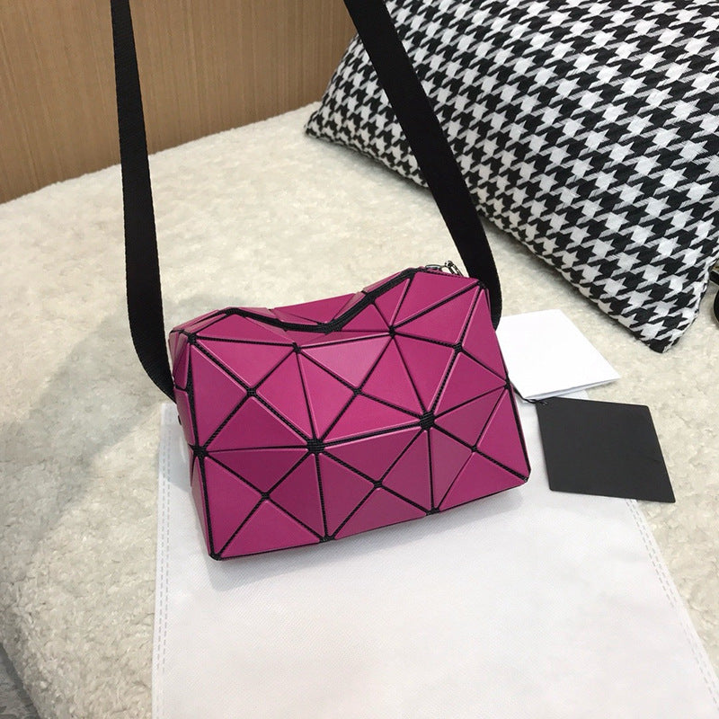 Women's Life Cupid Geometric Fashion Rhombus Mobile Phone Bags