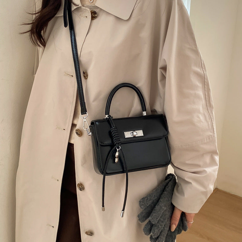 Women's High-grade Niche Retro Easy Matching Portable Small Square Bags