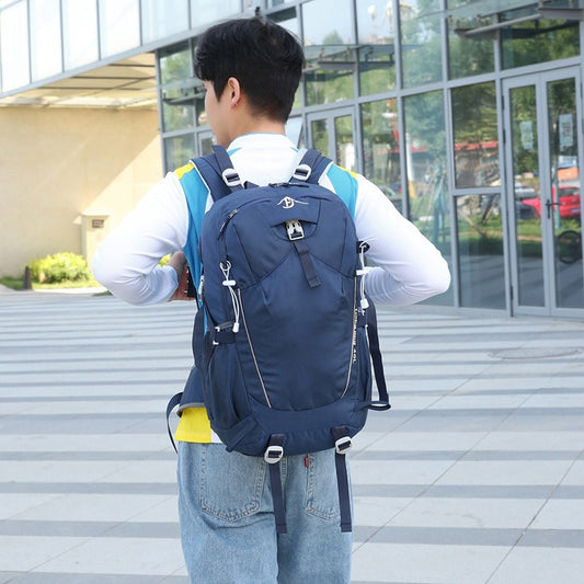On Foot Riding Out Lightweight Waterproof Large Backpacks
