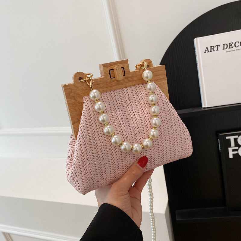Women's Wood Clipped Button Summer Fashion Woven Pearl Shell Bags