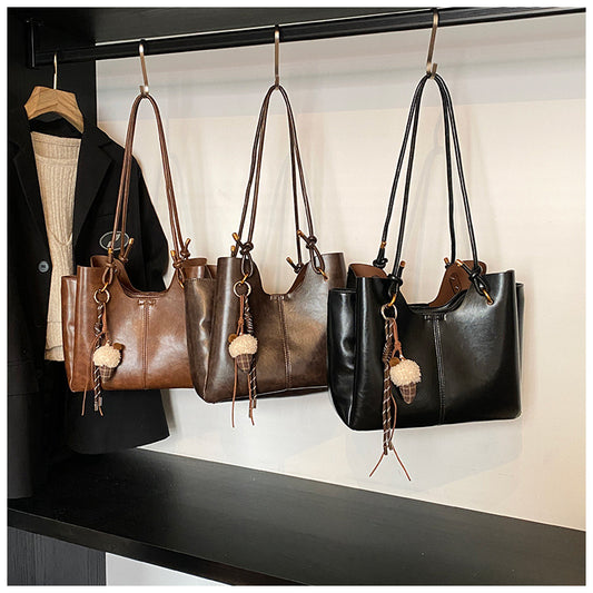Women's Large Capacity Retro Fashion High Sense Bags
