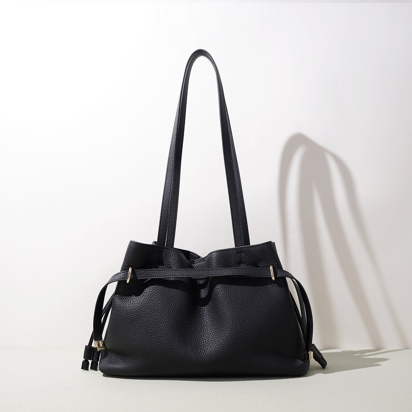 Women's Cowhide Korean Simple Leather Drawstring Lucky Shoulder Bags