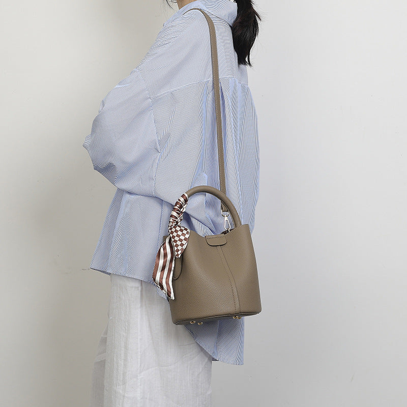 Women's French Style Light Luxury Minority High-grade Women's Shoulder Bag